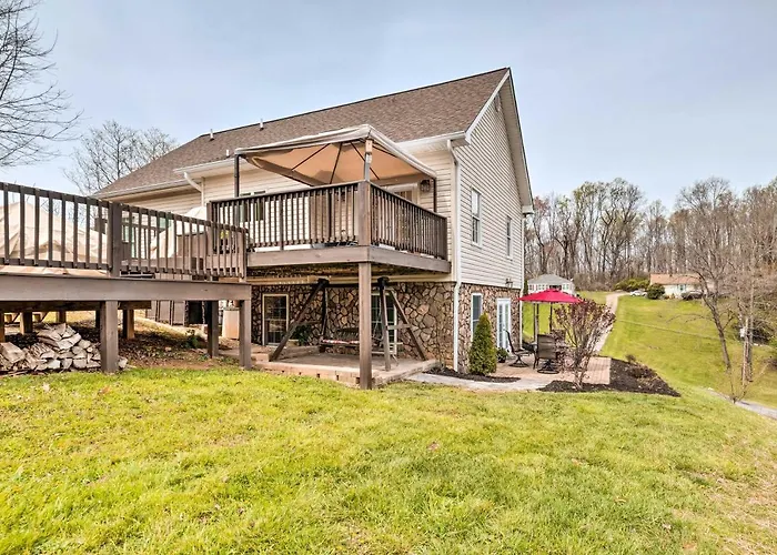 Bristol Escape With Patio, 2 Mi To Downtown!