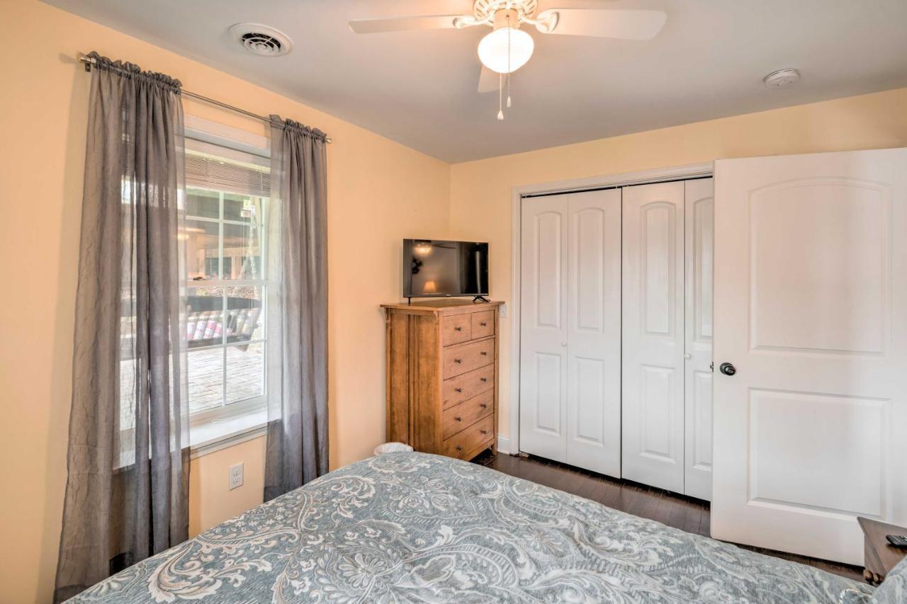 Escape With Patio, 2 Mi To Downtown! * Bristol
