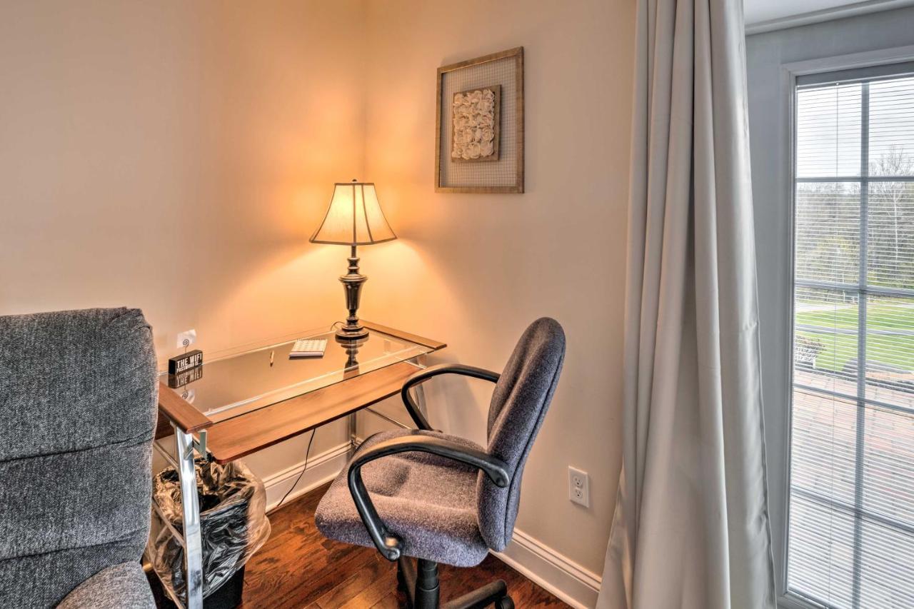 Escape With Patio, 2 Mi To Downtown! Bristol